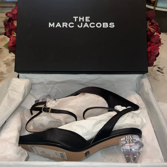 NIB MARC JACOBS Womens Black The Slingback Toe Sculpted Heel Leather Pumps 36 - Picture 4 of 12